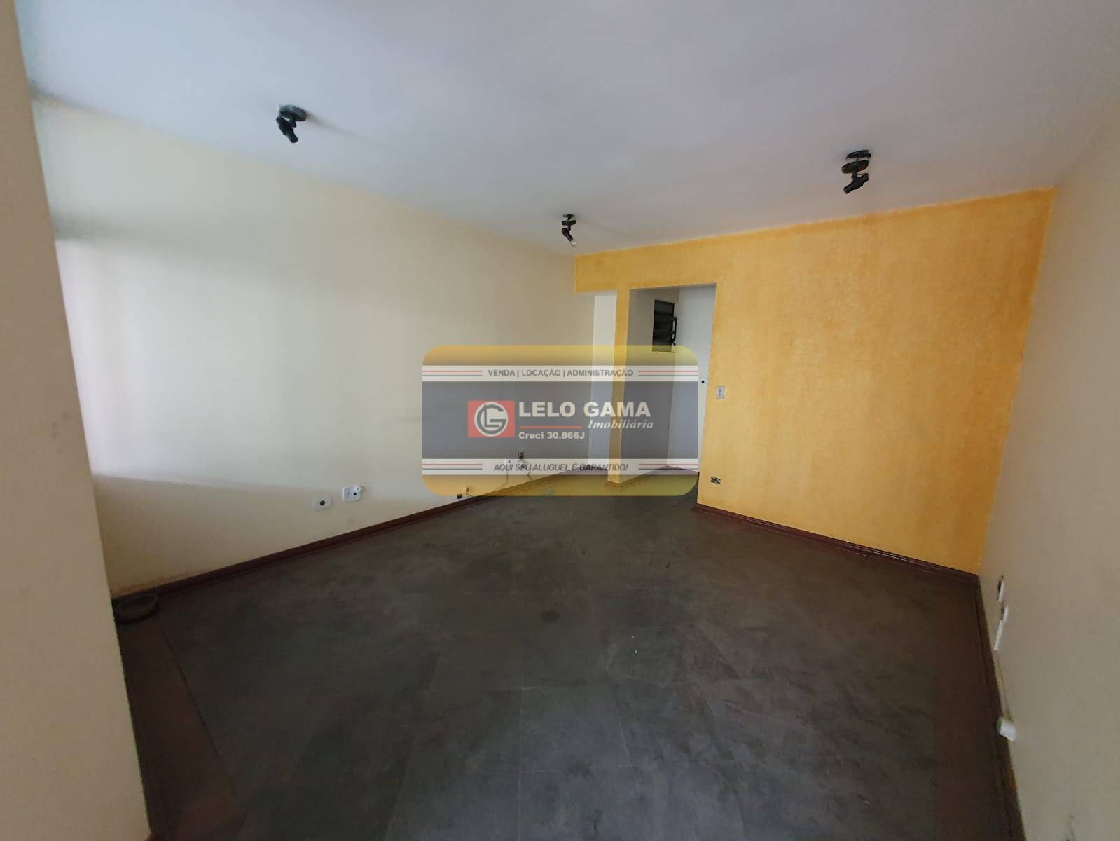 Prédio Inteiro para alugar, 32m² - Foto 3