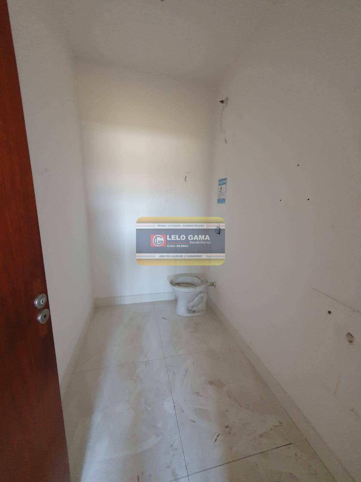 Prédio Inteiro para alugar com 2 quartos, 200m² - Foto 9