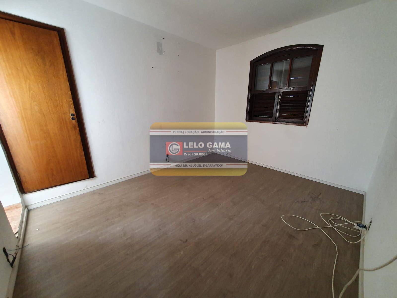 Prédio Inteiro para alugar com 2 quartos, 200m² - Foto 7