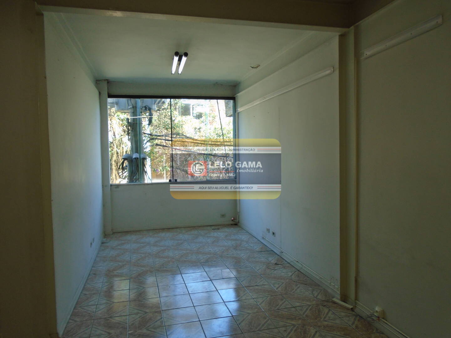 Prédio Inteiro para alugar, 48m² - Foto 3