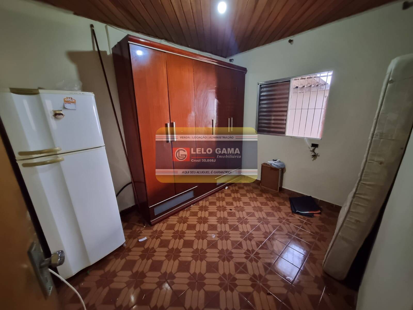 Casa à venda com 2 quartos, 140m² - Foto 9