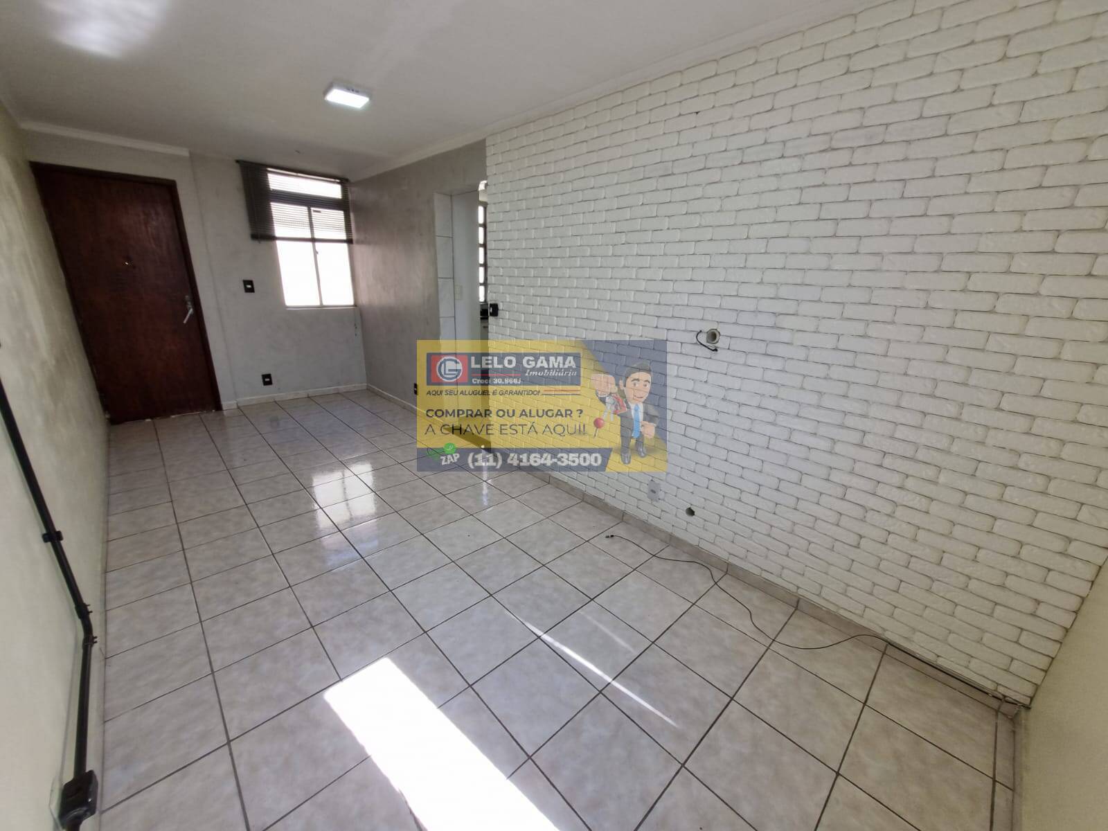 Apartamento à venda com 2 quartos, 49m² - Foto 2