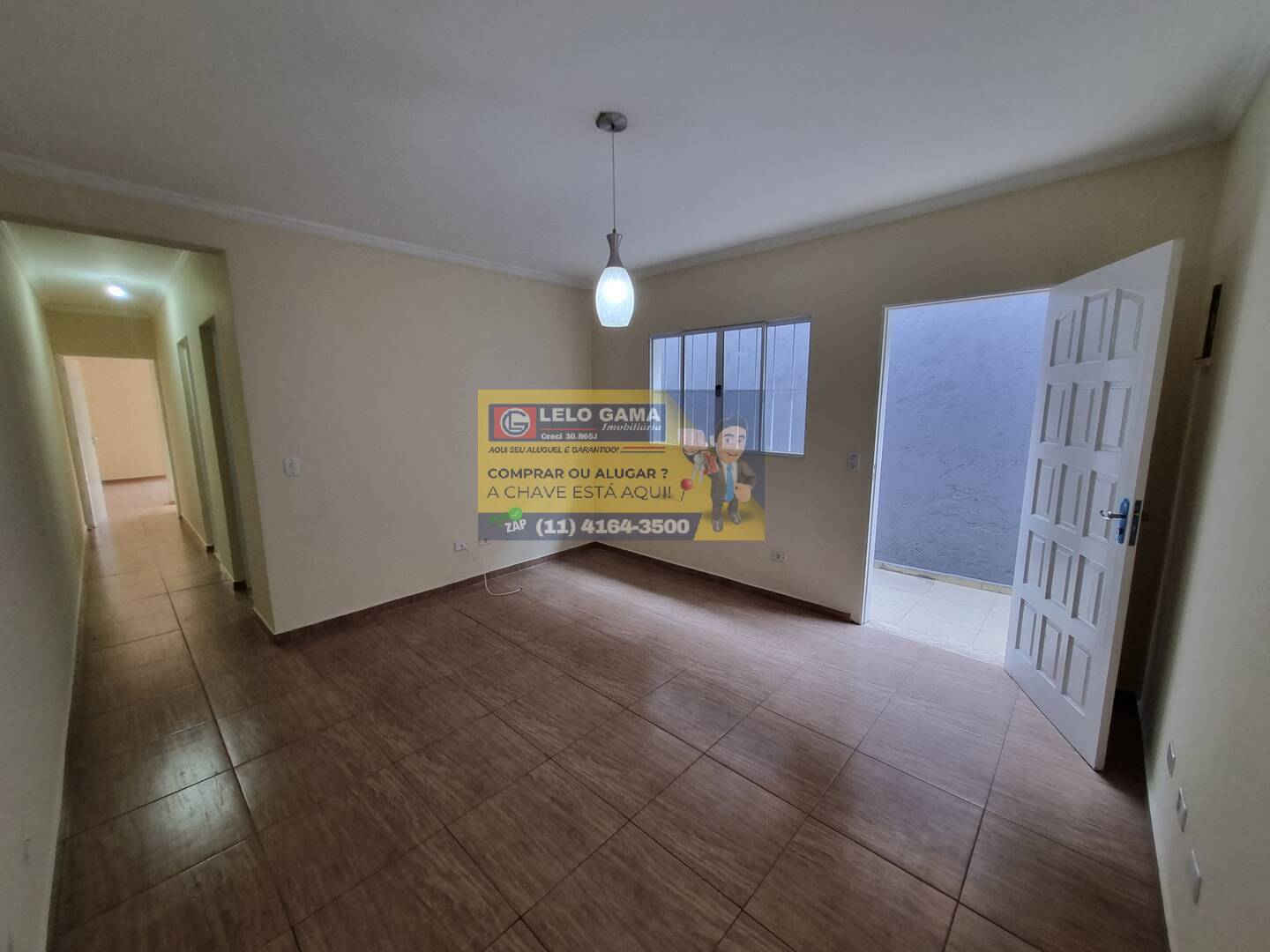 Casa à venda com 2 quartos, 120m² - Foto 2