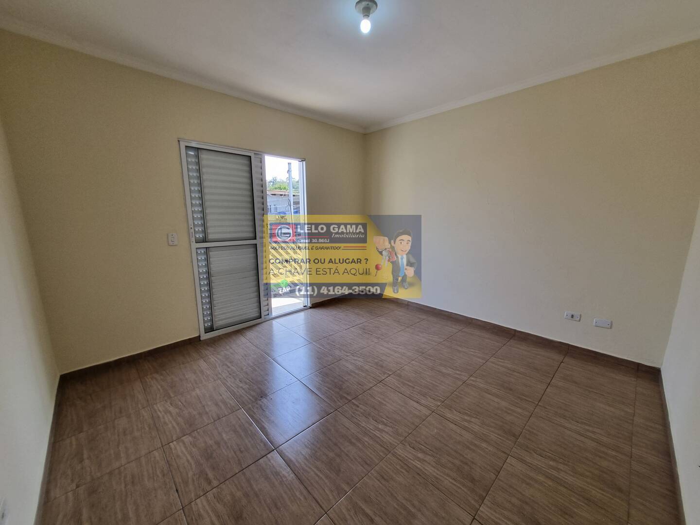 Casa à venda com 2 quartos, 120m² - Foto 9